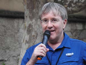 Bateig i estrena del gegantó La Lleona