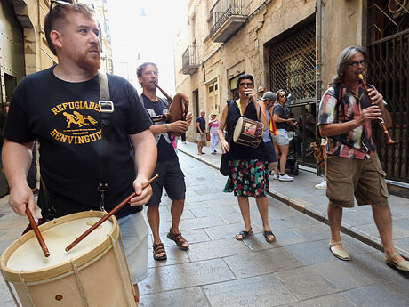 Diada Nacional 2024. Concentració a la plaça del Vi, lectura del manifest i cant de Els Segadors
