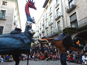 Festes de Primavera de Girona 2024. Despertada del petit Drac Major a la Rambla de la Llibertat