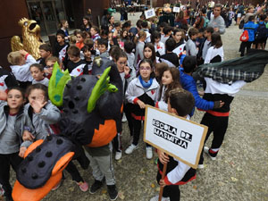 Fires de Sant Narc&iacute;s 2023. Cercavila de gegantons amb la Girona Marxing Band