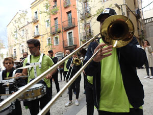 Fires de Sant Narc&iacute;s 2023. Cercavila de gegantons amb la Girona Marxing Band