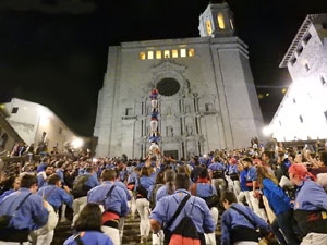 Fires de Sant Narc&iacute;s 2023. Pilar a les escales de la Catedral