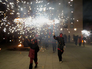 Fires de Sant Narc&iacute;s 2023. Correfoc amb els Trons de l'Onyar