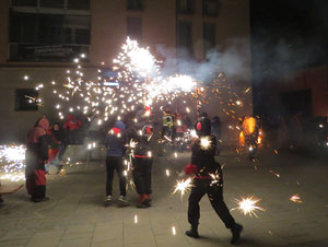 Fires de Sant Narc&iacute;s 2023. Correfoc amb els Trons de l'Onyar