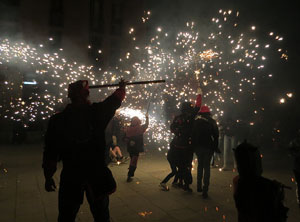 Fires de Sant Narc&iacute;s 2023. Correfoc amb els Trons de l'Onyar