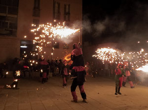Fires de Sant Narc&iacute;s 2023. Correfoc amb els Trons de l'Onyar