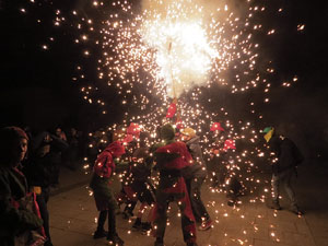 Fires de Sant Narc&iacute;s 2023. Correfoc amb els Trons de l'Onyar