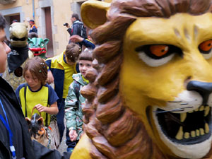 Fires de Sant Narc&iacute;s 2024. Cercavila de gegantons amb la Girona Marxing Band