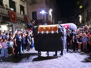 Ballades a la pla&ccedil;a del Vi