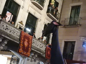 Ballades a la pla&ccedil;a del Vi