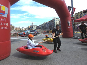 XII Jornada de l'Esport Femen&iacute; 2024 a la pla&ccedil;a Salvador Espriu i la de Francesc Calvet i Rubalcaba