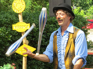 Cicle A prop 2025. El Petit Circ de Mesieu Moustache