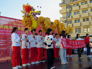 Celebraci&oacute; de l'any nou xin&egrave;s, el 4723, any de la Serp, a Girona