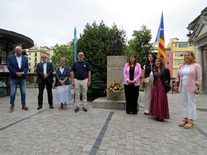 Diada Nacional 2025. Homenatge floral a Carles Rahola a la Rambla de la Llibertat