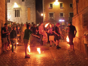 Diada Nacional 2025. XVII Marxa de Torxes de Girona pels carrers del Barri Vell de Girona