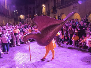 Fires de Sant Narcís 2024. Ball de l'Àliga, capgrossos i gegants