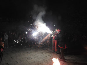 Fires de Sant Narc&iacute;s 2024. Correfoc amb els Trons de l'Onyar