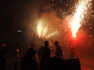 Fires de Sant Narc&iacute;s 2024. Correfoc amb els Trons de l'Onyar