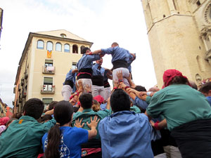 Fires 2025. Els Castells de Vig&iacute;lia amb els Marrecs de Salt i la Colla Castellera Esperxats de l'Estany