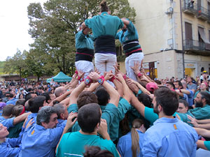 Fires 2025. Els Castells de Vig&iacute;lia amb els Marrecs de Salt i la Colla Castellera Esperxats de l'Estany