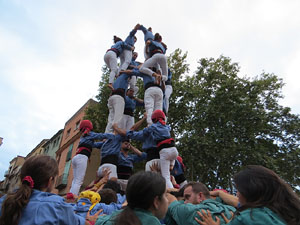 Fires 2025. Els Castells de Vig&iacute;lia amb els Marrecs de Salt i la Colla Castellera Esperxats de l'Estany