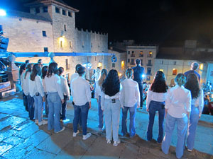 Fires de Sant Narc&iacute;s 2025. Pilar a les escales de la Catedral