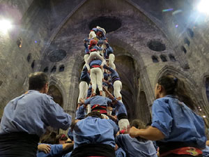 Fires de Sant Narc&iacute;s 2025. Pilar a les escales de la Catedral