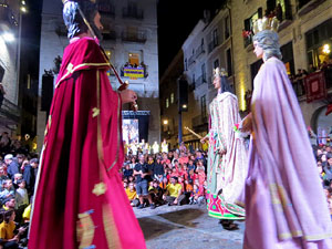 Ball de l'&agrave;liga, capgrossos i gegants