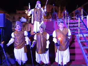 Reis 2025. Arribada dels Reis a la pla&ccedil;a de l'U d'octubre de 2017