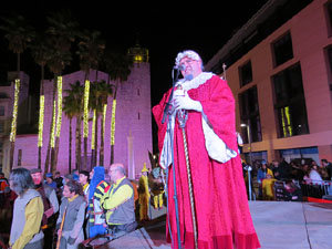 Reis 2025. Arribada dels Reis a la pla&ccedil;a de l'U d'octubre de 2017