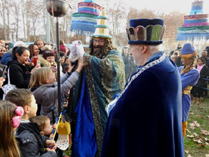 Reis 2025. El campament reial al camp de Mart al parc de la Devesa