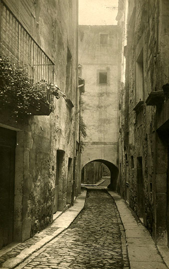 Arc del carrer del Portal de la Barca. 1920