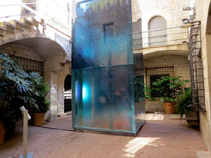 Temps de Flors 2025. Caixaf&ograve;rum - Fontana d'Or