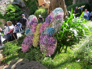 Temps de Flors 2025. Jard&iacute; de la Torre Gironella