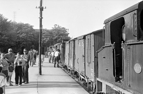 Darrer dia de funcionament del Tren d'Olot-Girona. 1969