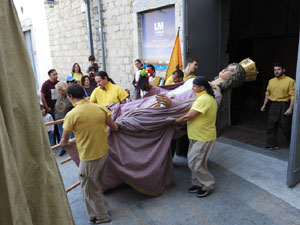 Toc de Rams. Cerim&ograve;nia del canvi de rams de les gegantes