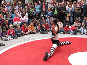Espectacle de circ a c&agrave;rrec de CIRCO LOS