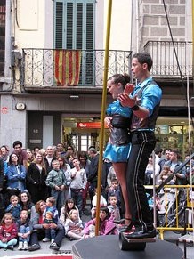 Espectacle de circ a c&agrave;rrec de CIRCO LOS