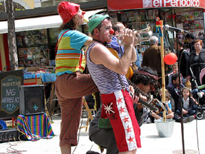 Espectacle de circ a c&agrave;rrec de MABSUTINS