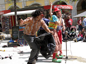 Espectacle de circ a c&agrave;rrec de MABSUTINS