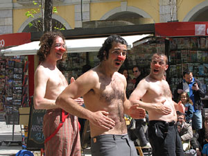 Espectacle de circ a c&agrave;rrec de MABSUTINS