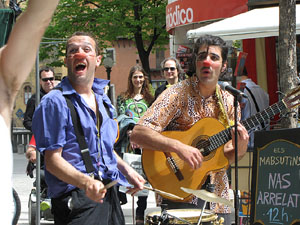 Espectacle de circ a c&agrave;rrec de MABSUTINS