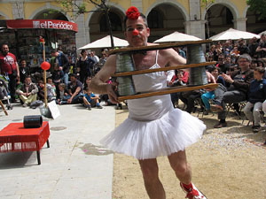 Espectacle de circ a c&agrave;rrec de MABSUTINS