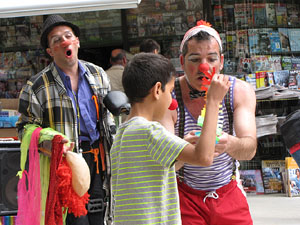Espectacle de circ a c&agrave;rrec de MABSUTINS