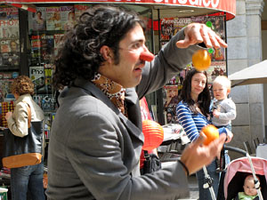 Espectacle de circ a c&agrave;rrec de MABSUTINS