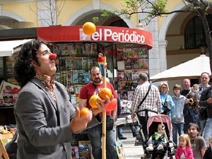 Espectacle de circ a c&agrave;rrec de MABSUTINS