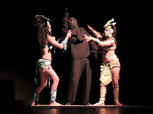 Espectacle Popol Vuh, soplo de vida. Cia. del Centro Cultural Jalil Gibran de Puebla (Mèxic)