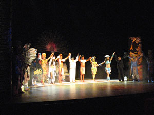 Espectacle Popol Vuh, soplo de vida. Cia. del Centro Cultural Jalil Gibran de Puebla (Mèxic)