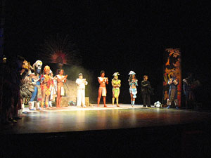 Espectacle Popol Vuh, soplo de vida. Cia. del Centro Cultural Jalil Gibran de Puebla (Mèxic)