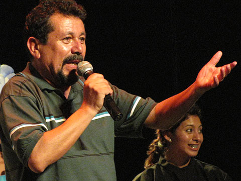 El director de l'espectacle, Josué Cabrera, produït pel seu germà Saül Cabrera